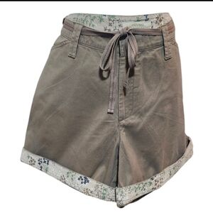 Natural Reflections Tan Shorts with Floral Accents, String Belt & Pockets.